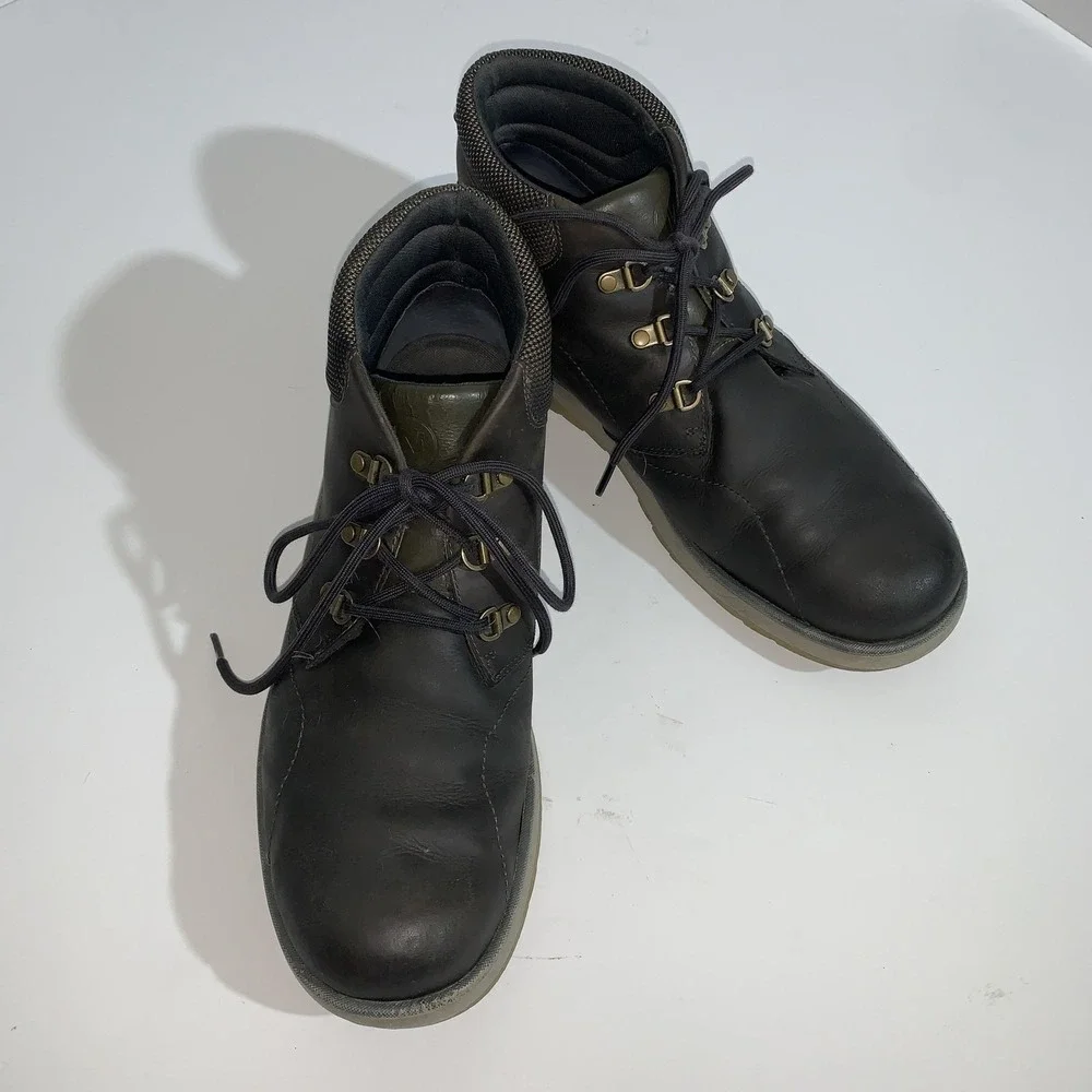 Merrell Boulder Boots Mens Size 12 Brown Leather Chukka Ankle Casual Outdoor